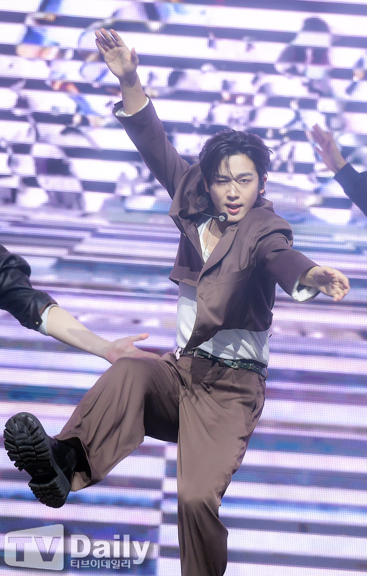 Ƽ���̵��ϸ� ����