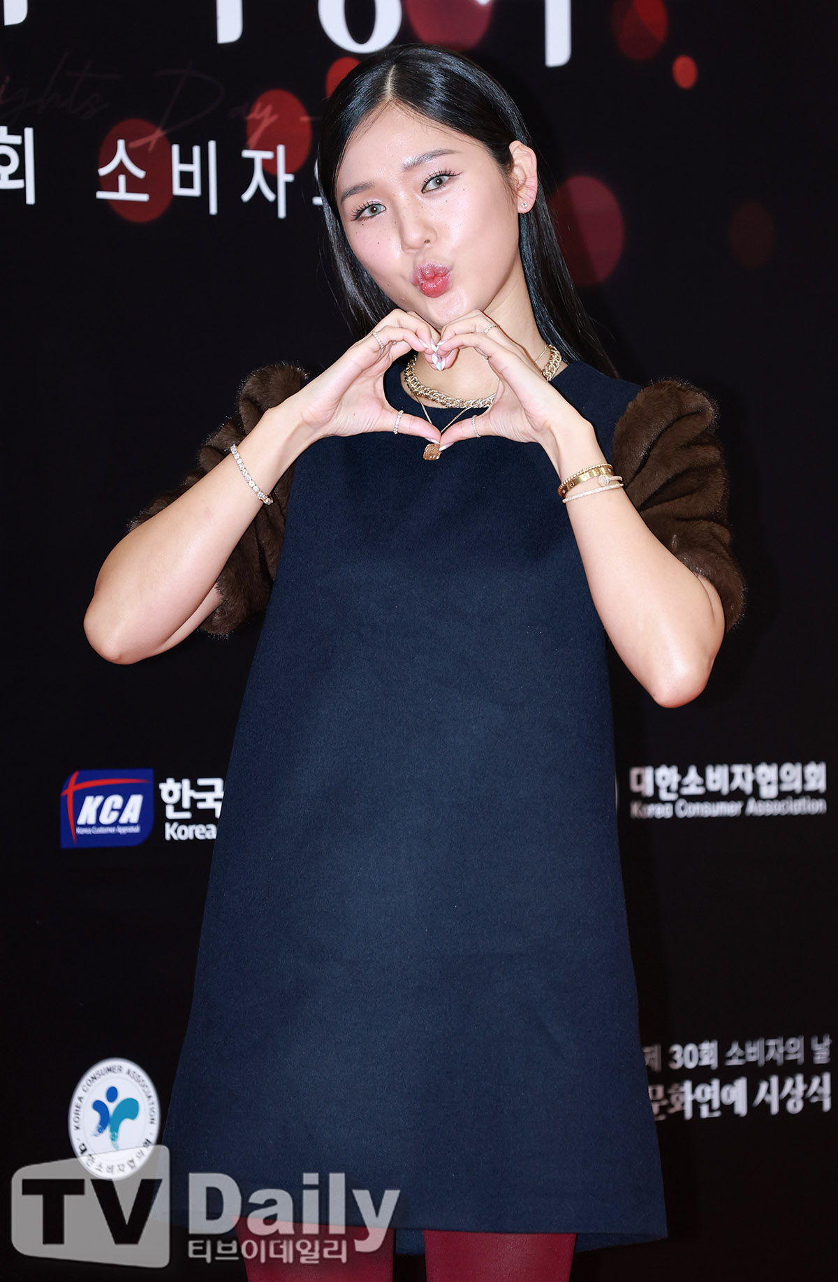 ƼºêÀ̵¥Àϸ® Æ÷Åä