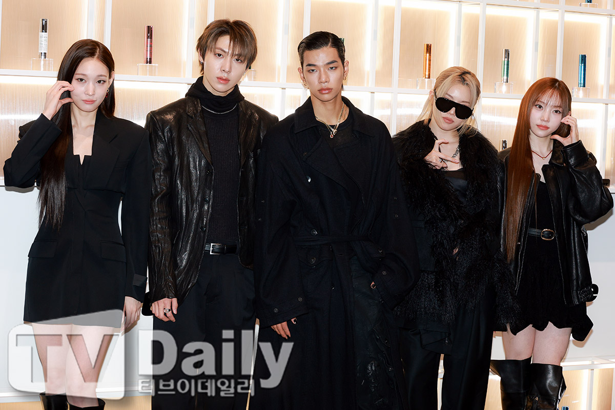 ƼºêÀ̵¥Àϸ® Æ÷Åä