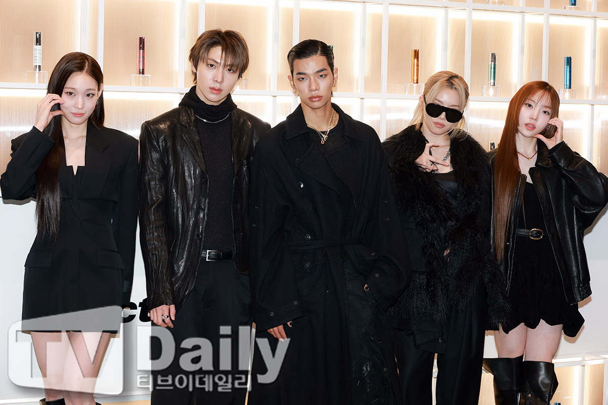 ƼºêÀ̵¥Àϸ® Æ÷Åä