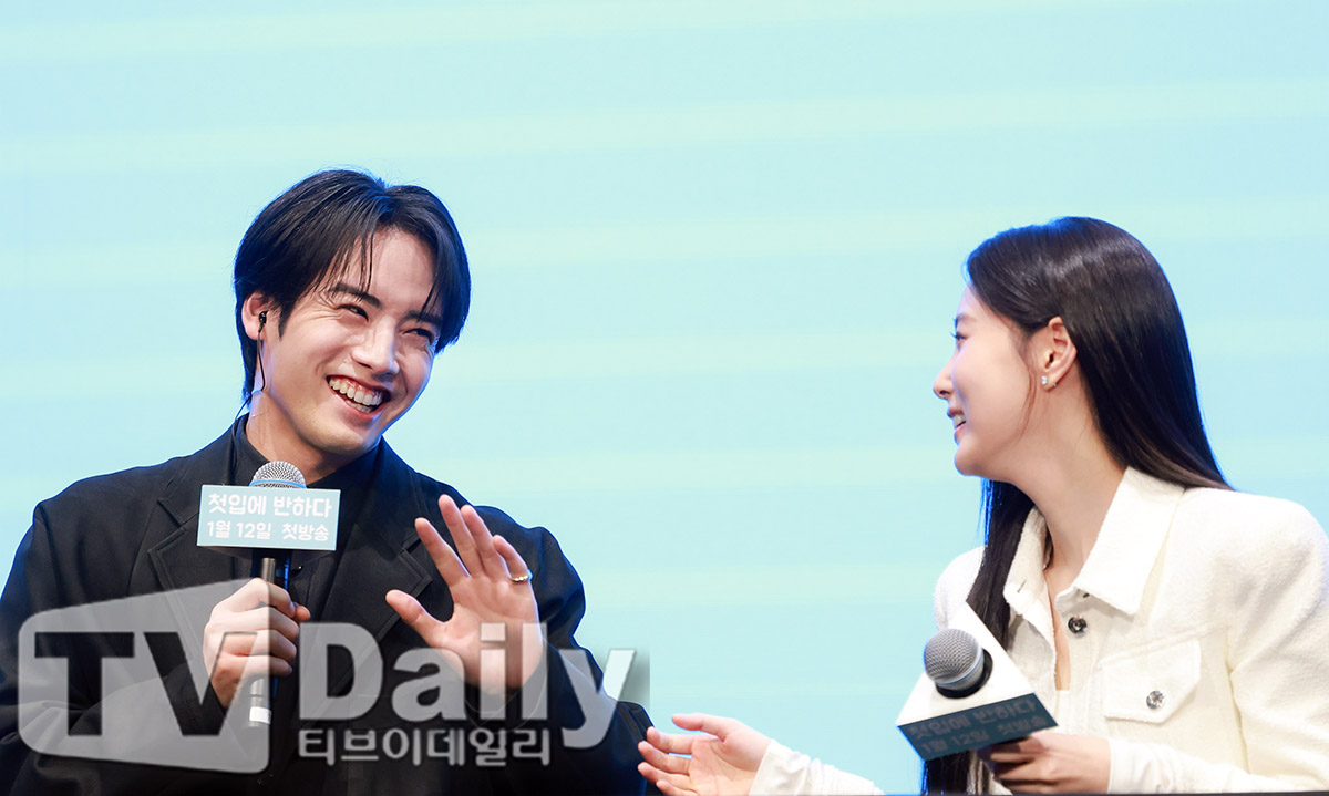 ƼºêÀ̵¥Àϸ® Æ÷Åä