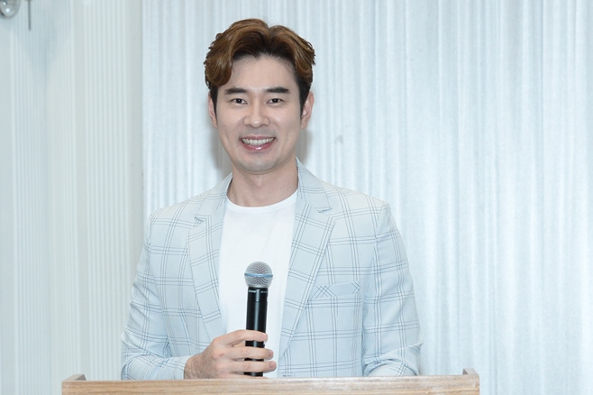 1´ë100 Á¶ÃæÇö ¾Æ³ª¿î¼