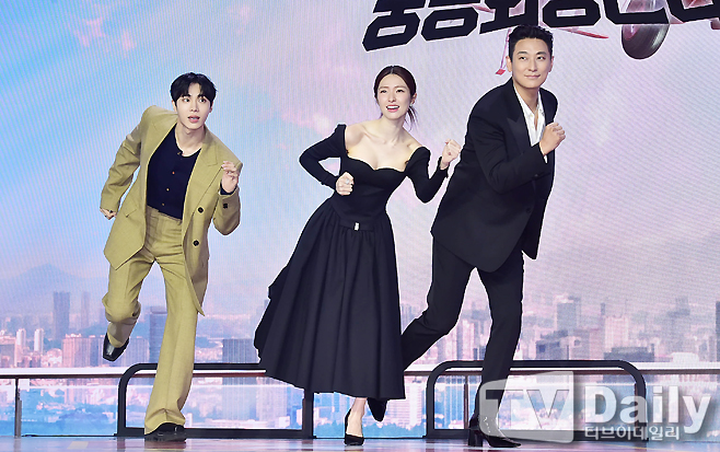 ƼºêÀ̵¥Àϸ® Æ÷Åä