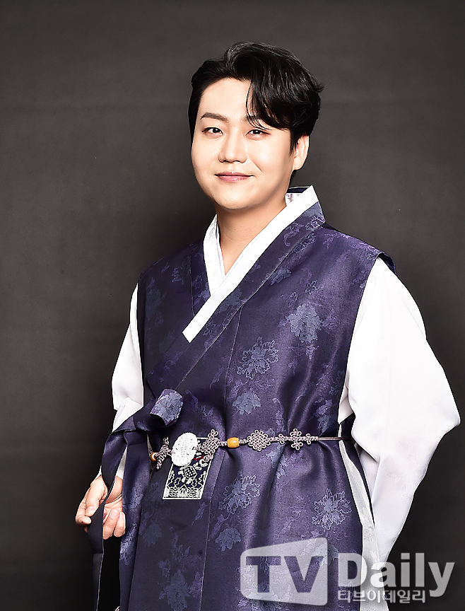 ƼºêÀ̵¥Àϸ® Æ÷Åä