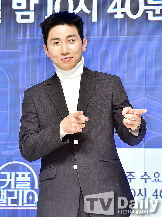 ƼºêÀ̵¥Àϸ® Æ÷Åä