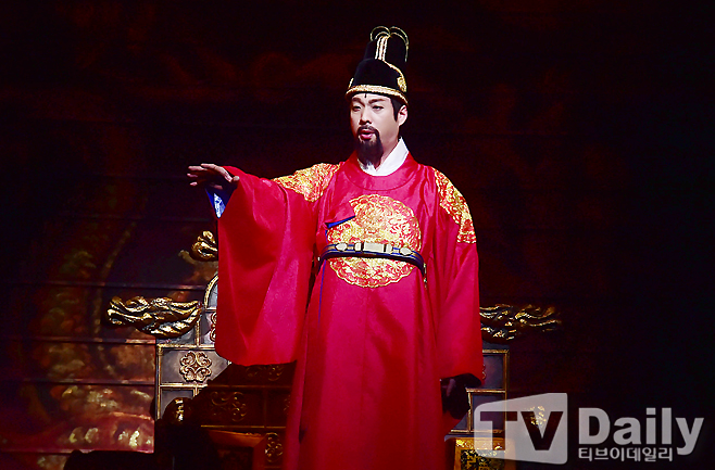 ƼºêÀ̵¥Àϸ® Æ÷Åä