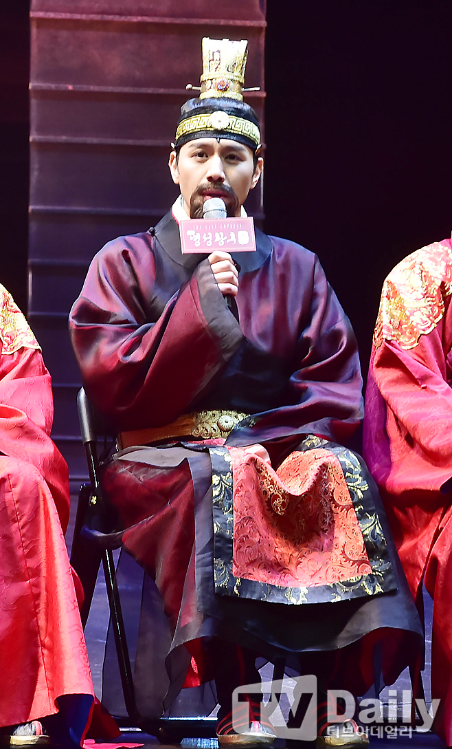 ƼºêÀ̵¥Àϸ® Æ÷Åä