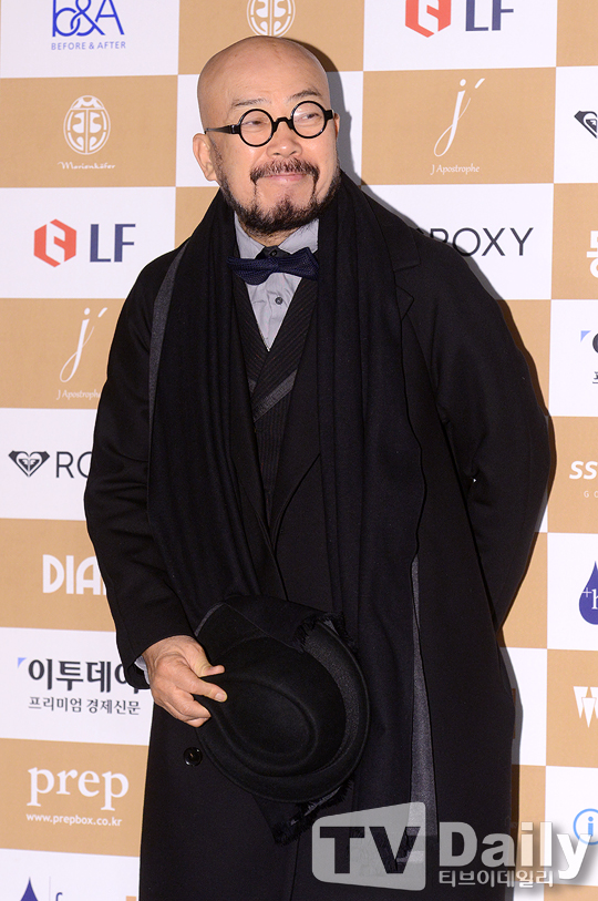 ƼºêÀ̵¥Àϸ® Æ÷Åä