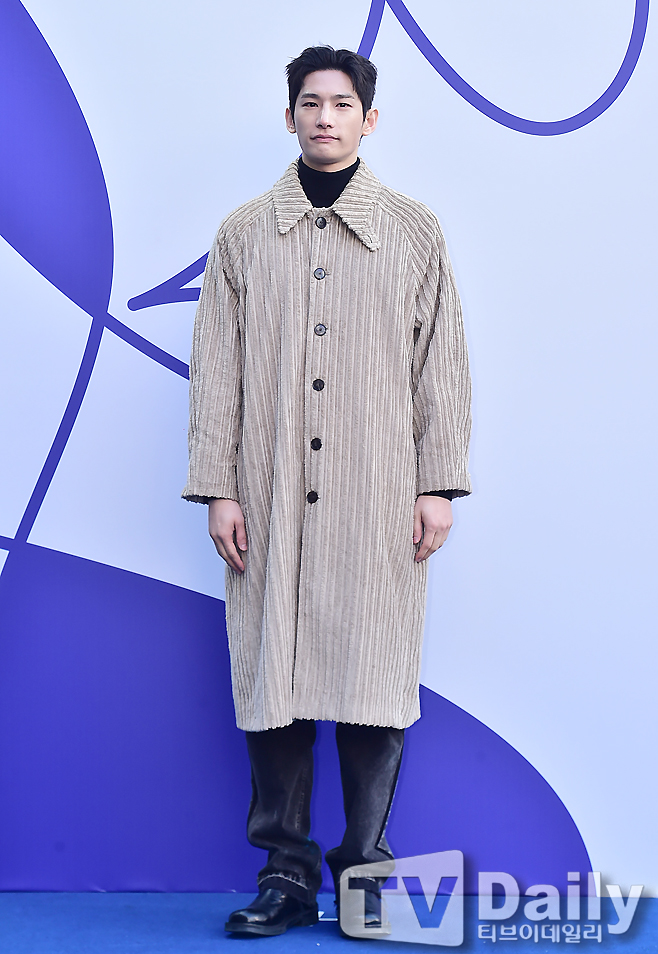 ƼºêÀ̵¥Àϸ® Æ÷Åä