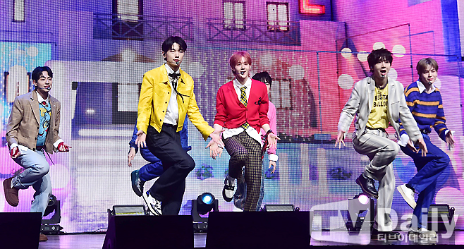 ƼºêÀ̵¥Àϸ® Æ÷Åä