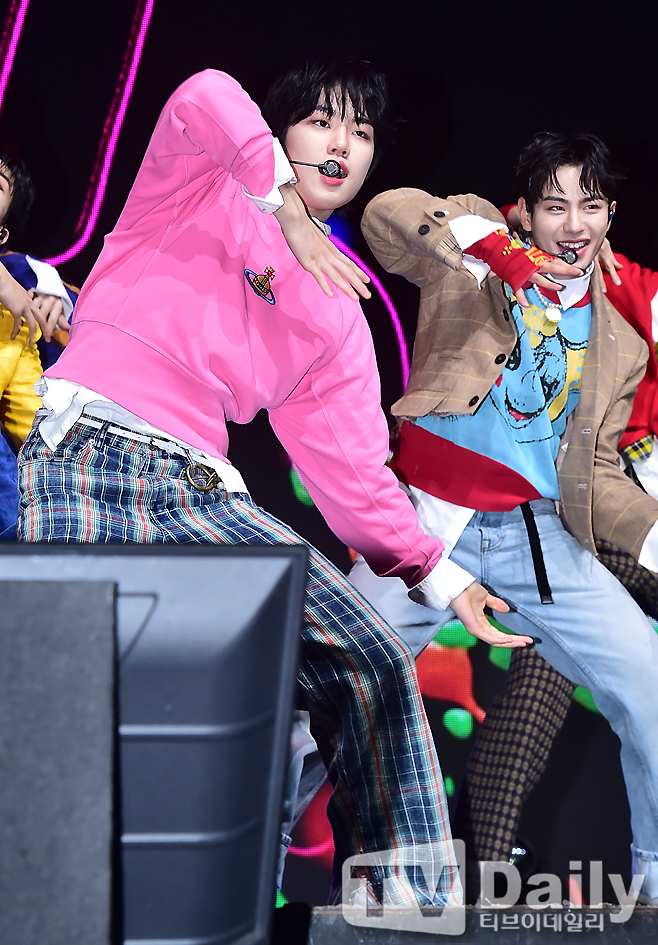 ƼºêÀ̵¥Àϸ® Æ÷Åä