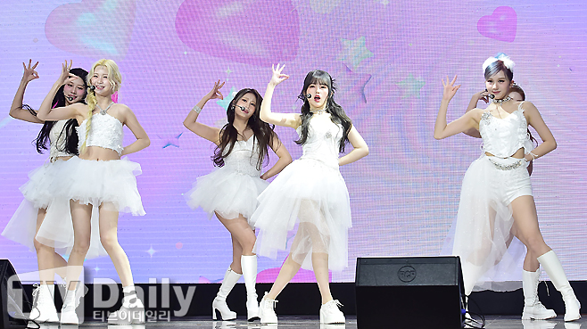 ƼºêÀ̵¥Àϸ® Æ÷Åä