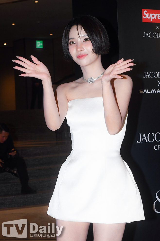 ƼºêÀ̵¥Àϸ® Æ÷Åä