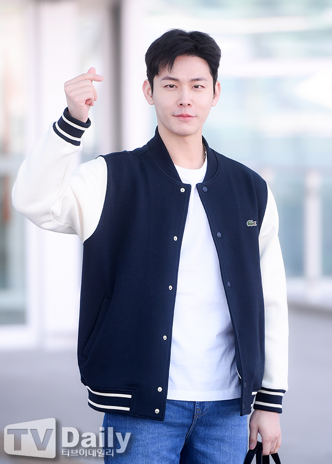 ƼºêÀ̵¥Àϸ® Æ÷Åä