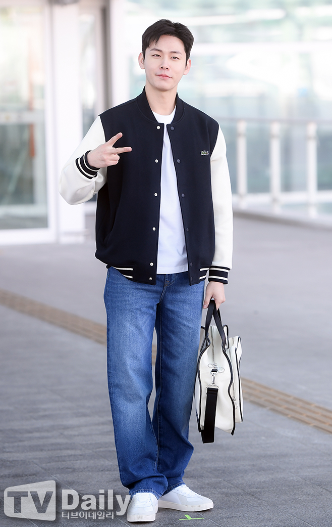 ƼºêÀ̵¥Àϸ® Æ÷Åä