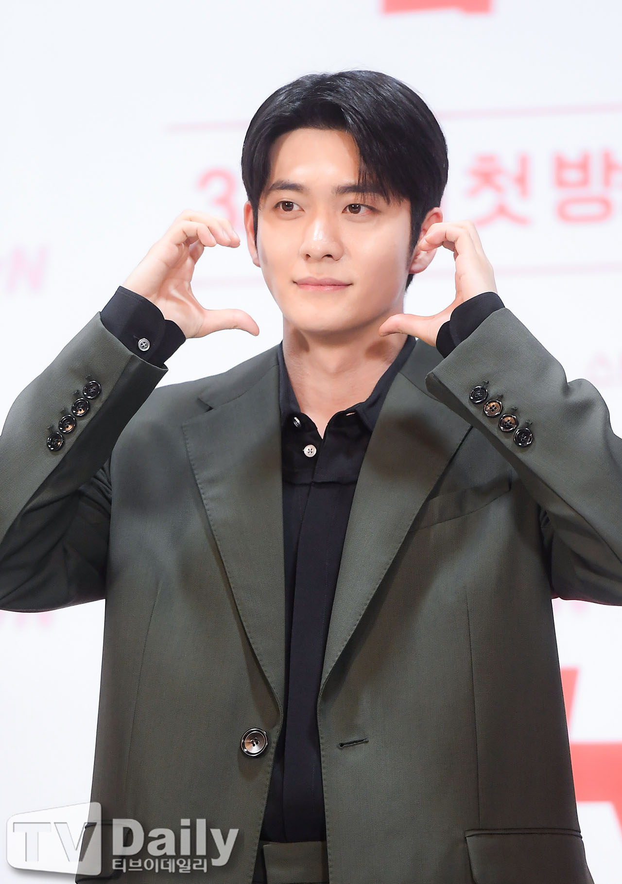 ƼºêÀ̵¥Àϸ® Æ÷Åä