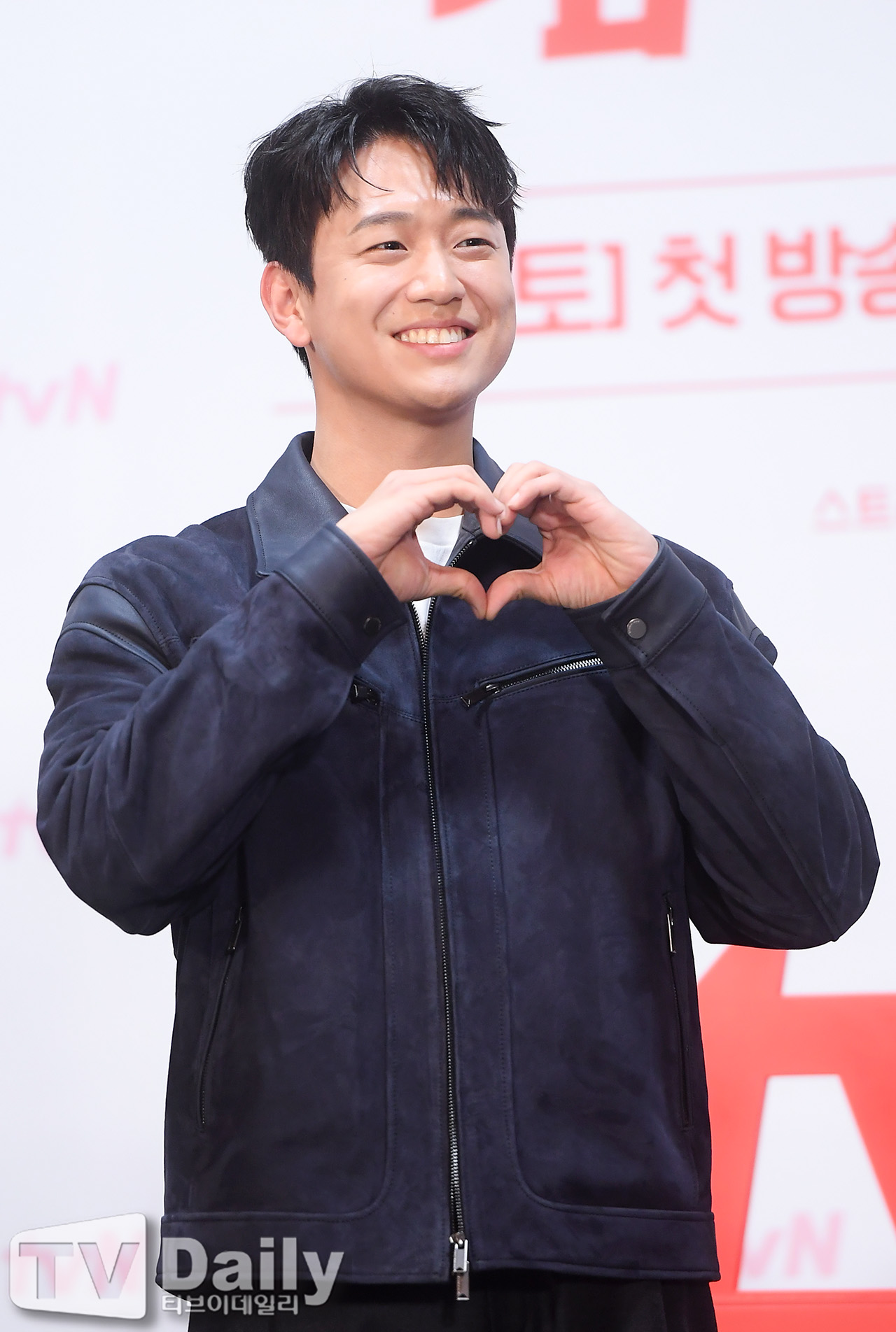 ƼºêÀ̵¥Àϸ® Æ÷Åä