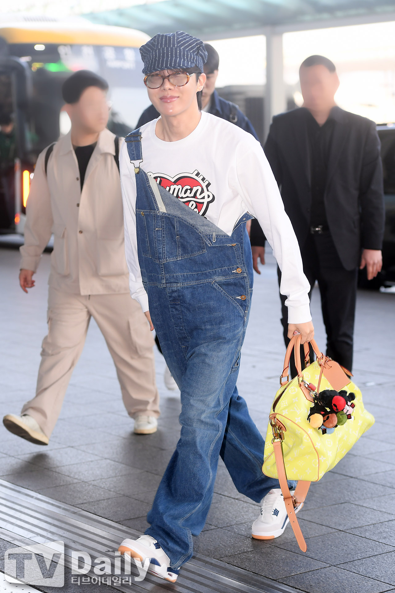 ƼºêÀ̵¥Àϸ® Æ÷Åä