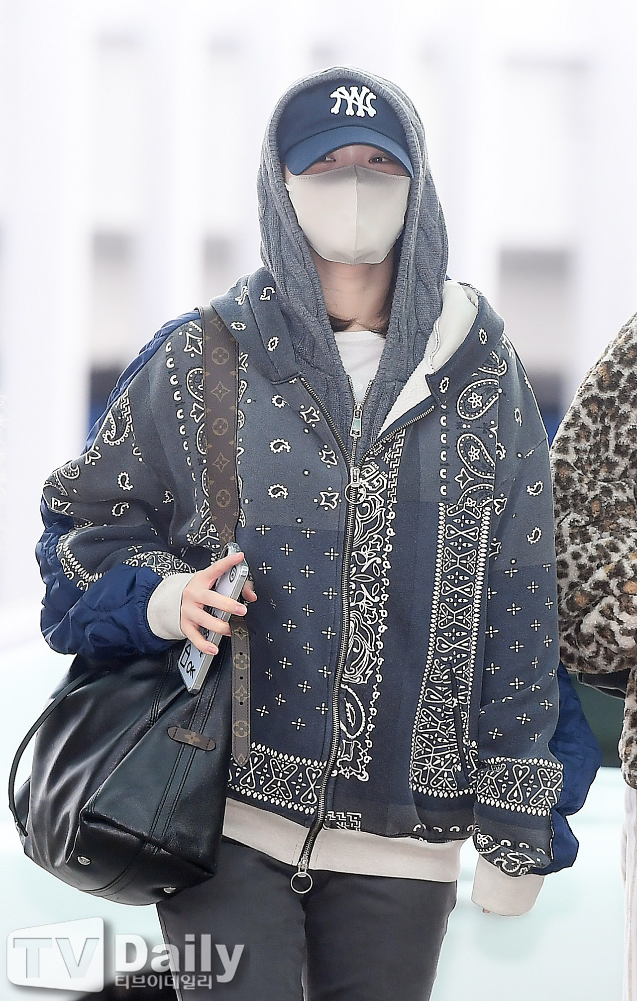 ƼºêÀ̵¥Àϸ® Æ÷Åä