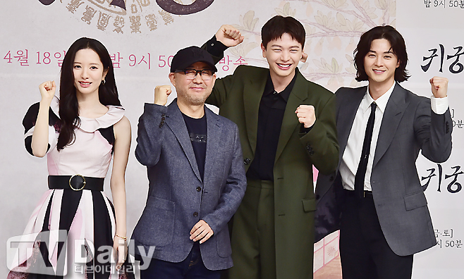 ƼºêÀ̵¥Àϸ® Æ÷Åä