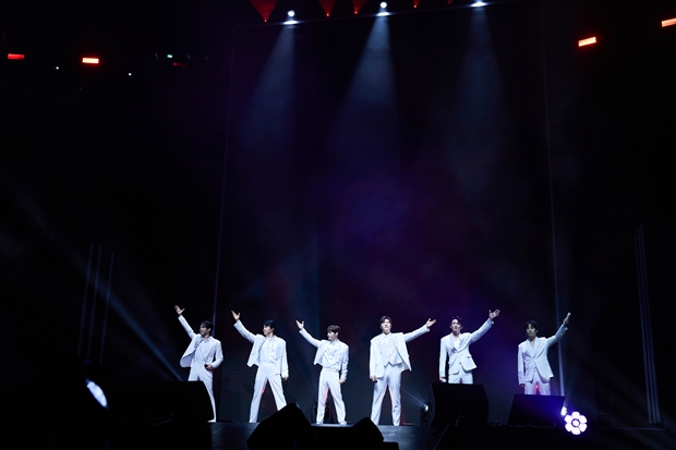 ƼºêÀ̵¥Àϸ® Æ÷Åä