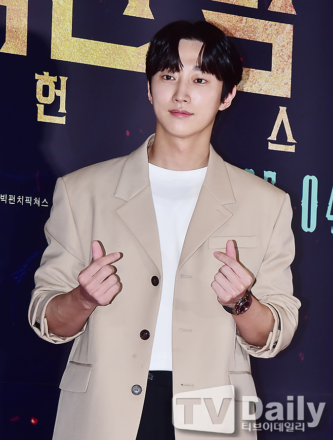 ƼºêÀ̵¥Àϸ® Æ÷Åä