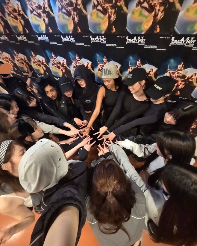 ƼºêÀ̵¥Àϸ® Æ÷Åä