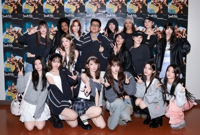 ƼºêÀ̵¥Àϸ® Æ÷Åä