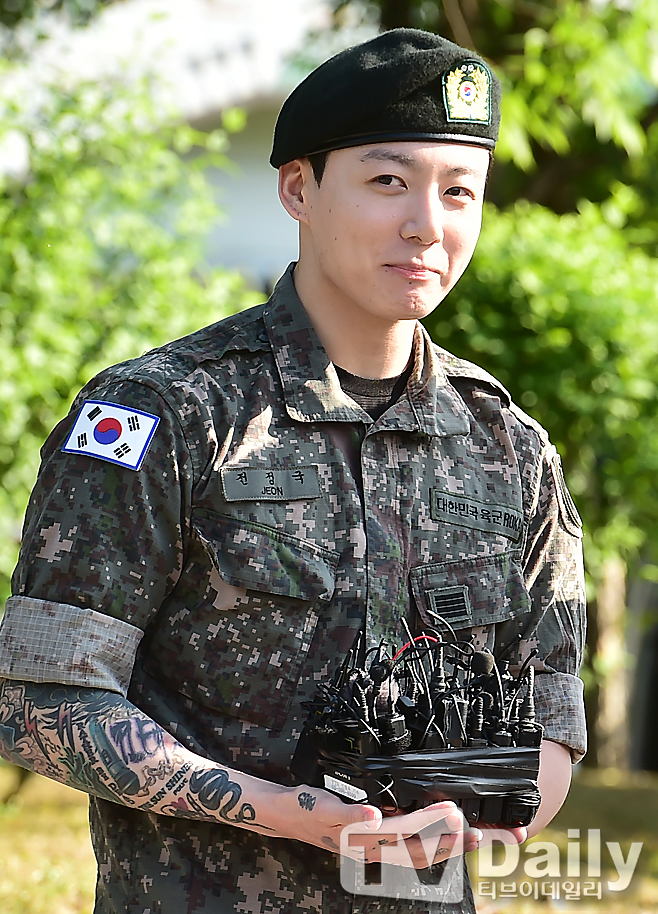 ƼºêÀ̵¥Àϸ® Æ÷Åä