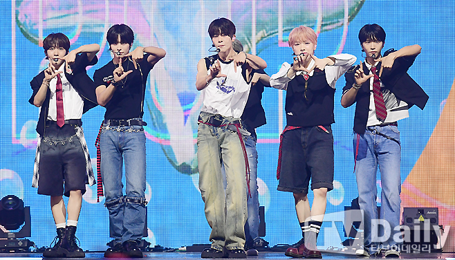 ƼºêÀ̵¥Àϸ® Æ÷Åä