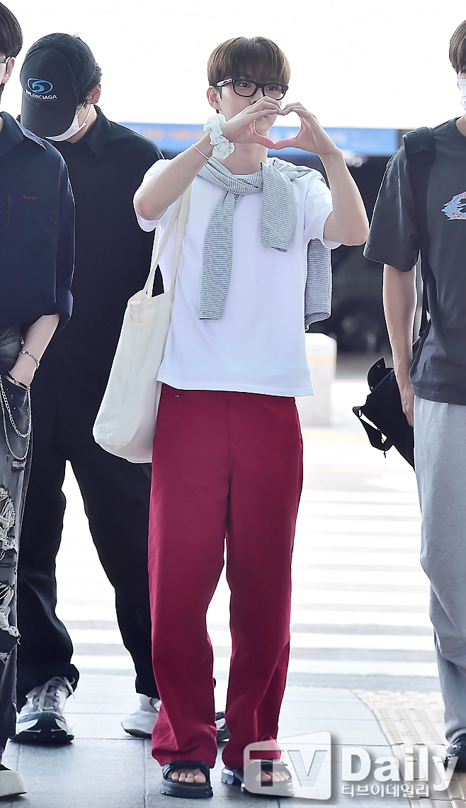 ƼºêÀ̵¥Àϸ® Æ÷Åä