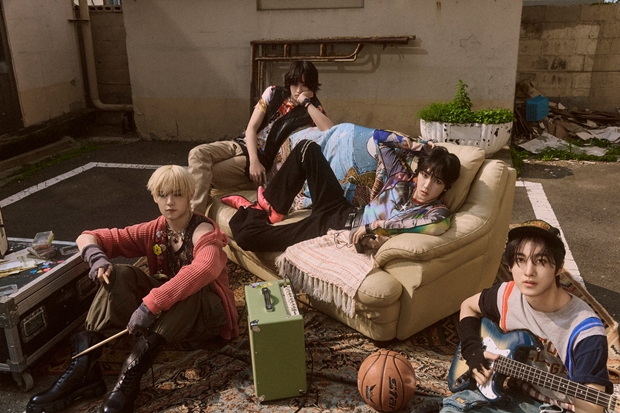 ƼºêÀ̵¥Àϸ® Æ÷Åä