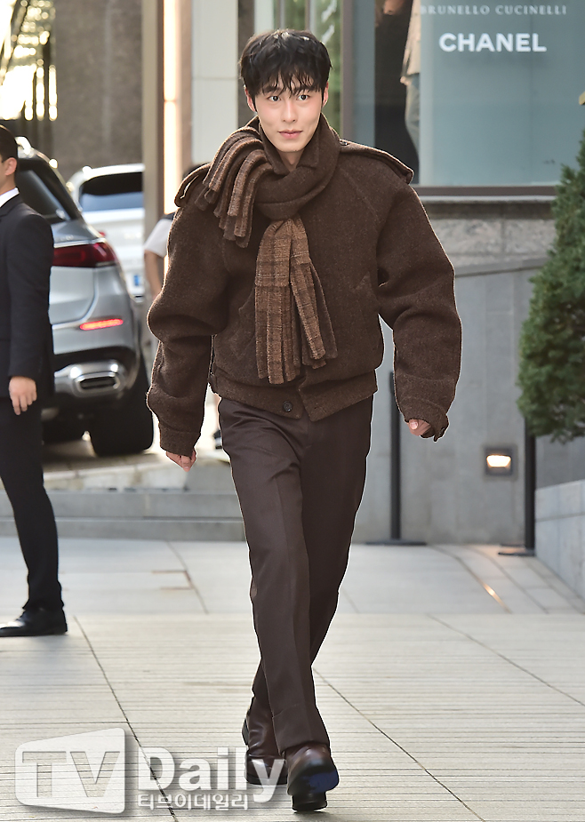 ƼºêÀ̵¥Àϸ® Æ÷Åä