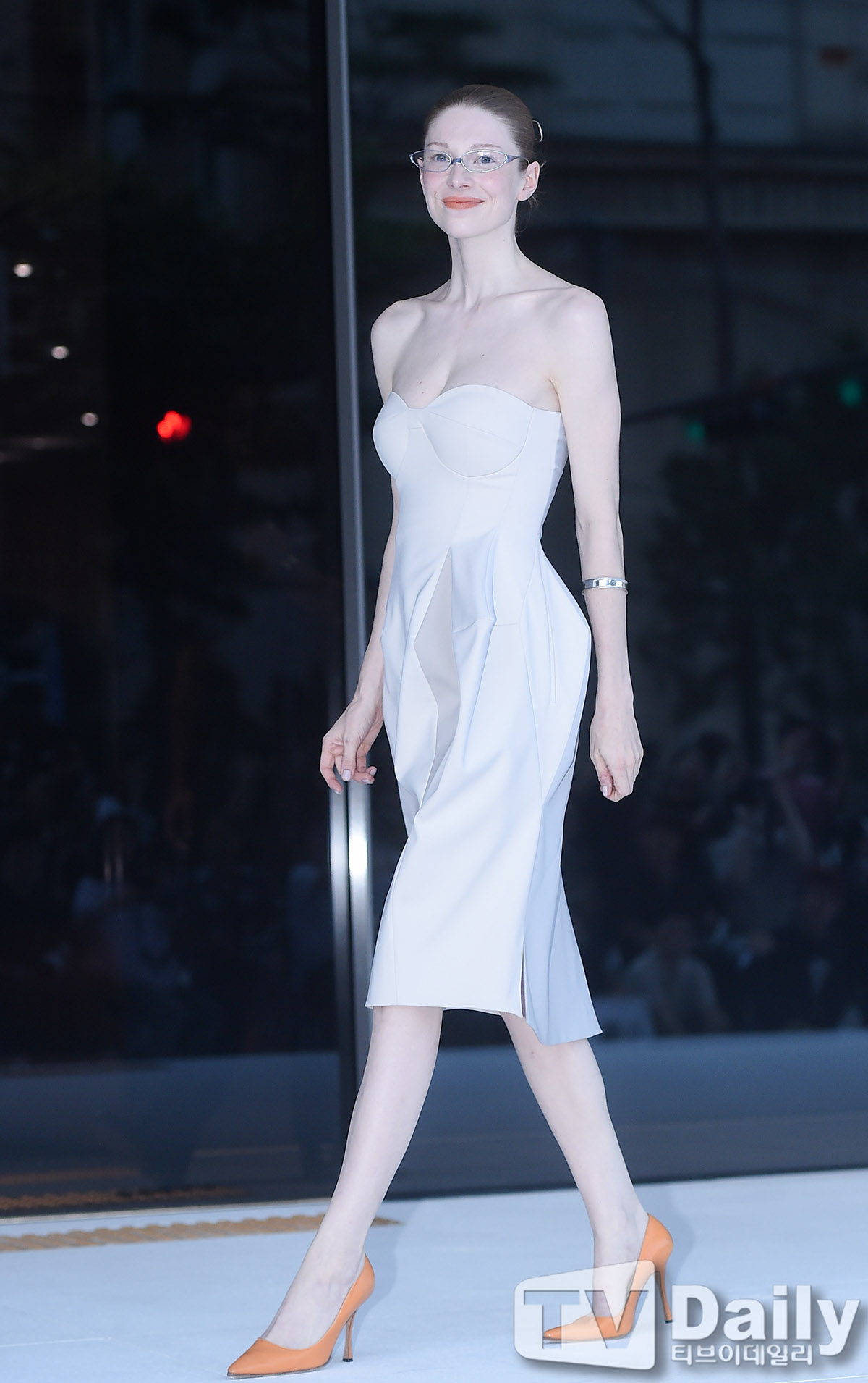 ƼºêÀ̵¥Àϸ® Æ÷Åä