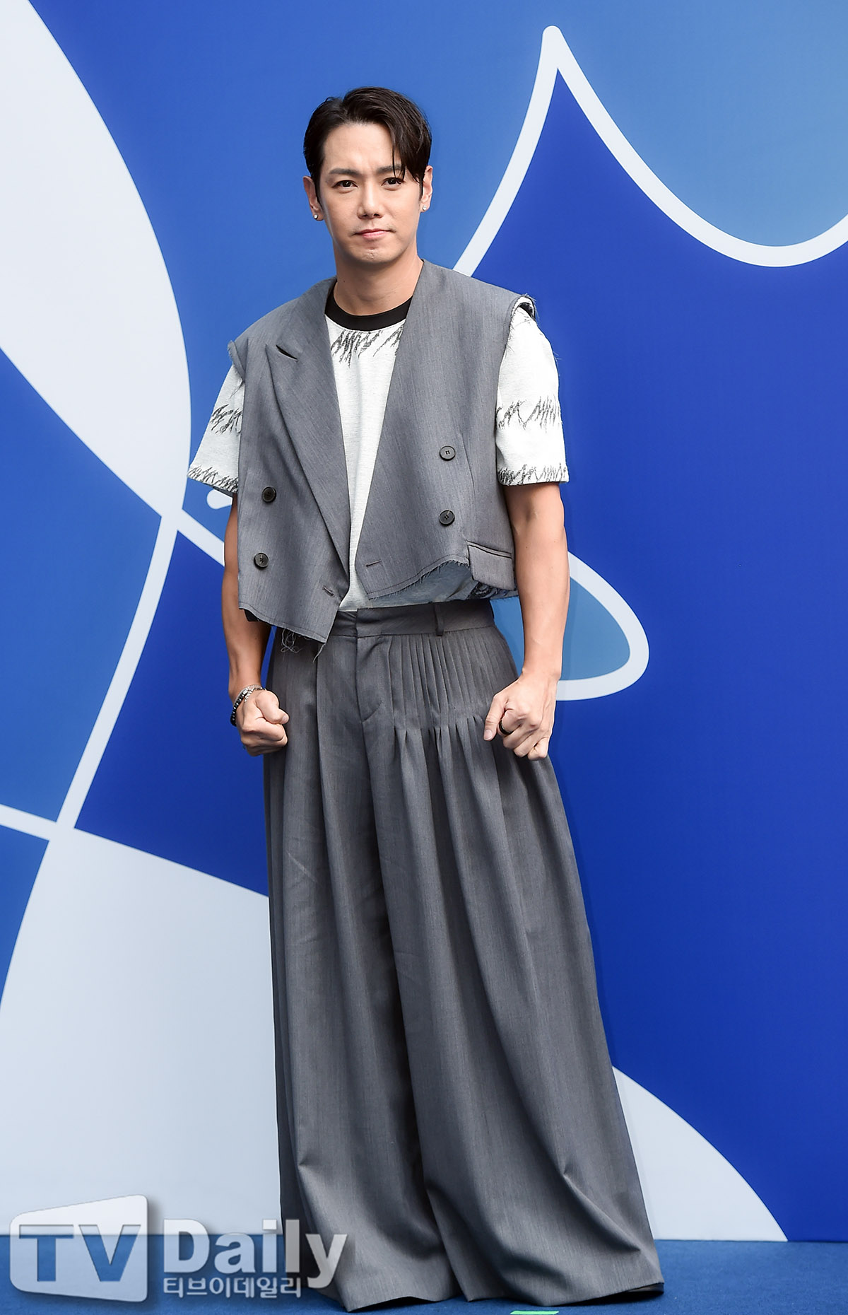 ƼºêÀ̵¥Àϸ® Æ÷Åä