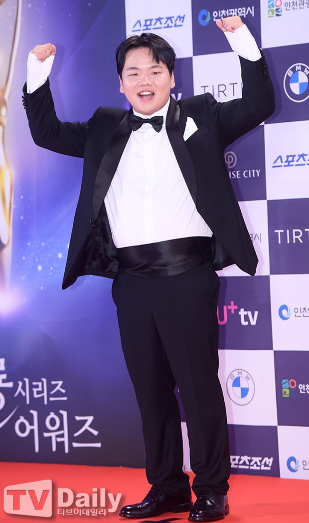 ƼºêÀ̵¥Àϸ® Æ÷Åä