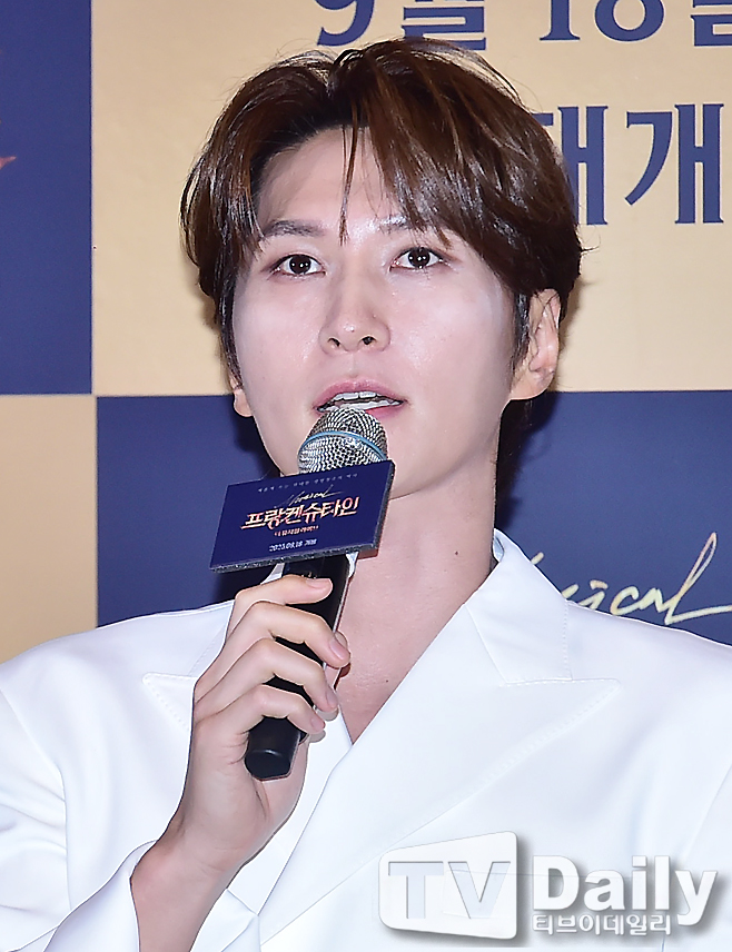 ƼºêÀ̵¥Àϸ® Æ÷Åä