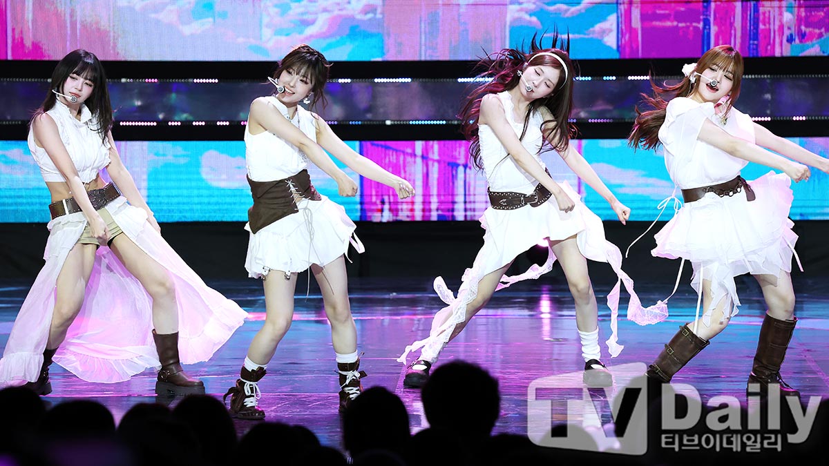 ƼºêÀ̵¥Àϸ® Æ÷Åä