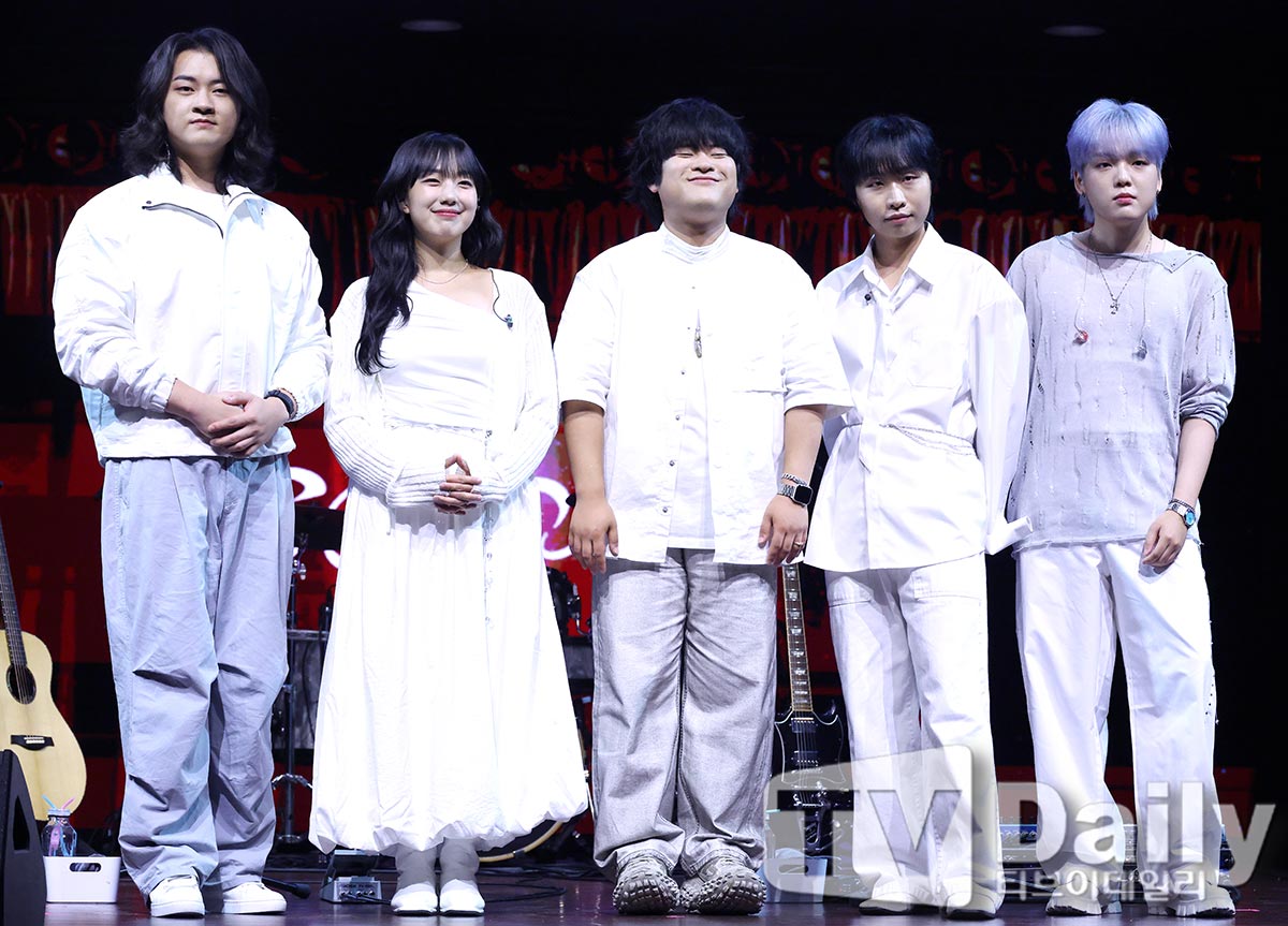 ƼºêÀ̵¥Àϸ® Æ÷Åä