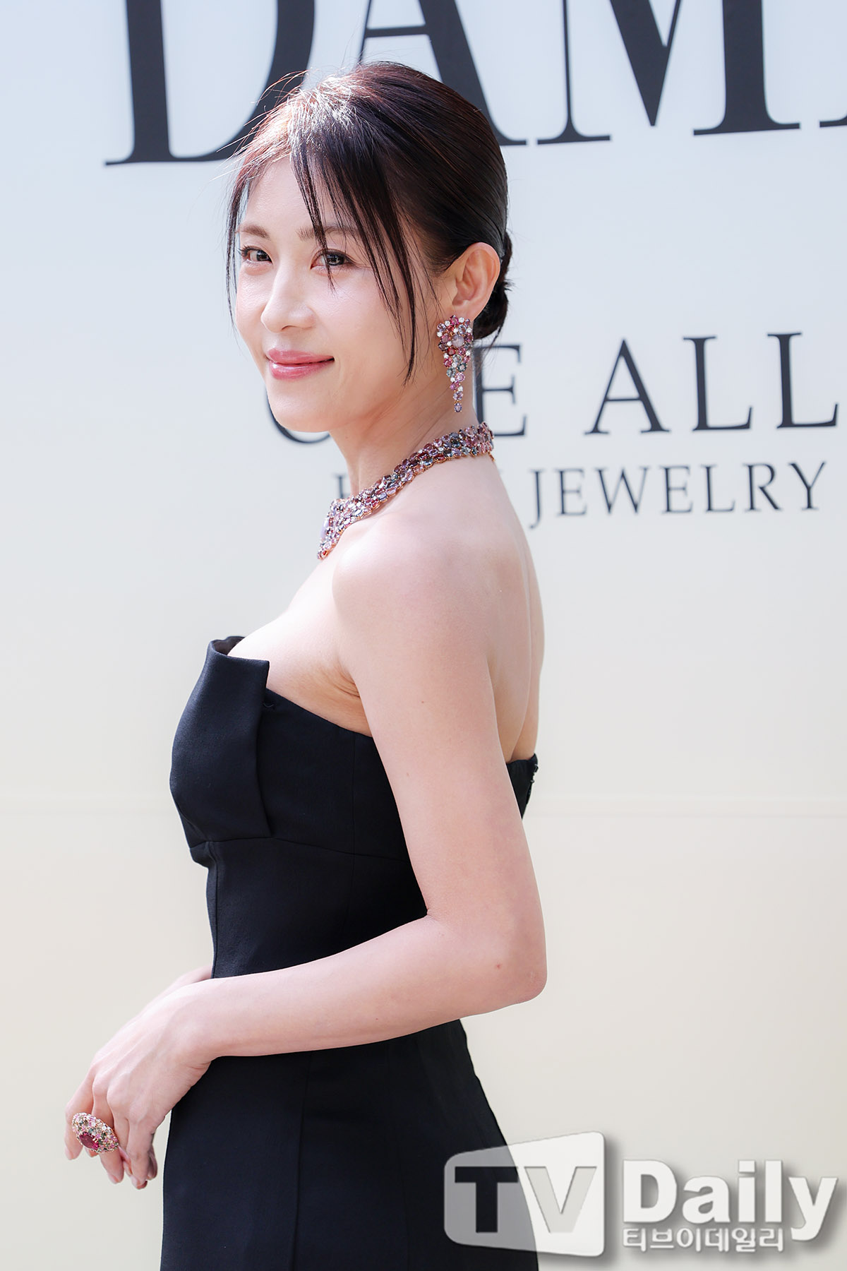 ƼºêÀ̵¥Àϸ® Æ÷Åä