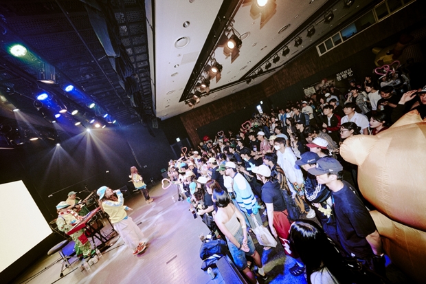 ƼºêÀ̵¥Àϸ® Æ÷Åä