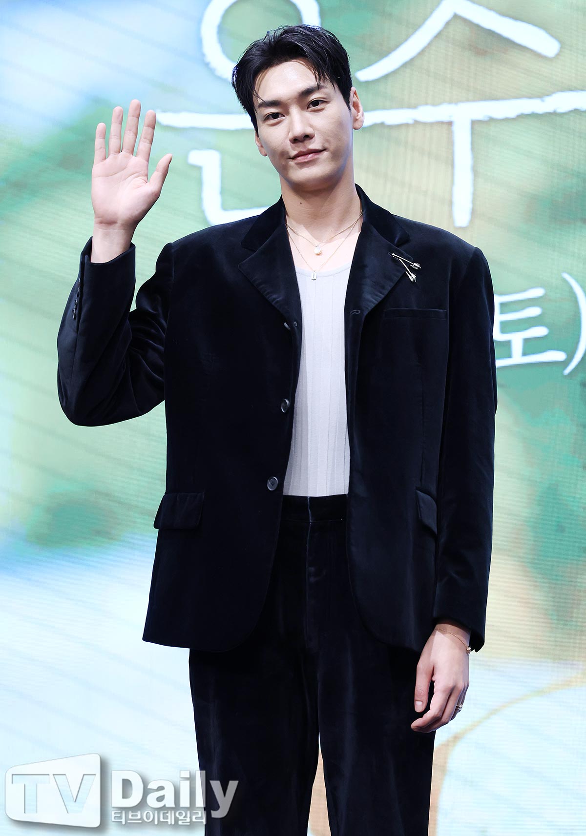 ƼºêÀ̵¥Àϸ® Æ÷Åä