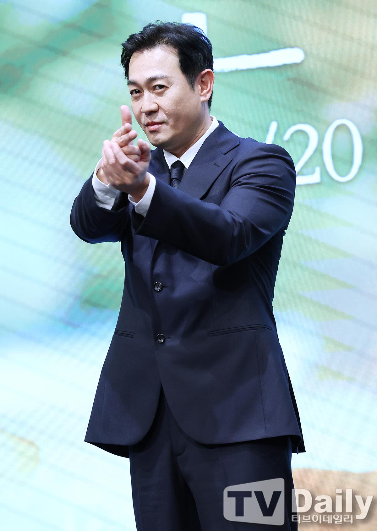 ƼºêÀ̵¥Àϸ® Æ÷Åä