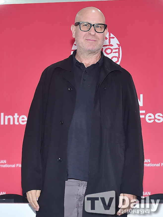 ƼºêÀ̵¥Àϸ® Æ÷Åä