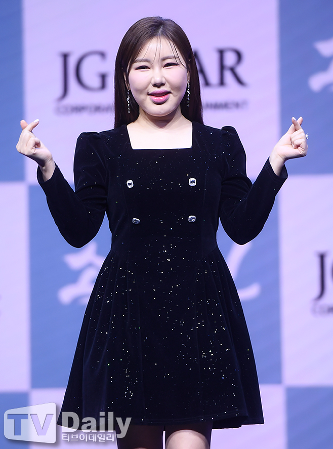 ƼºêÀ̵¥Àϸ® Æ÷Åä