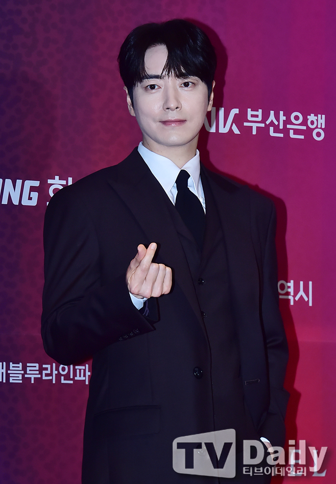 ƼºêÀ̵¥Àϸ® Æ÷Åä