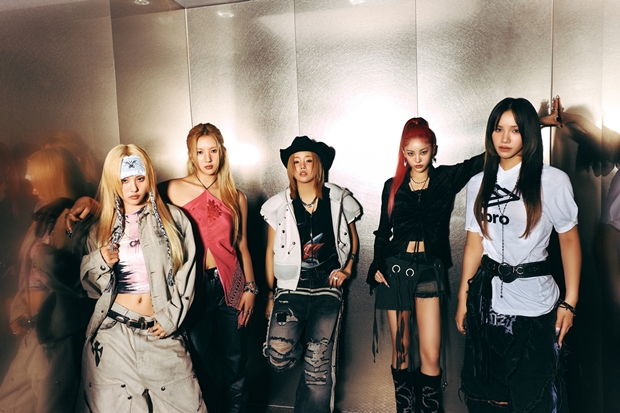 ƼºêÀ̵¥Àϸ® Æ÷Åä