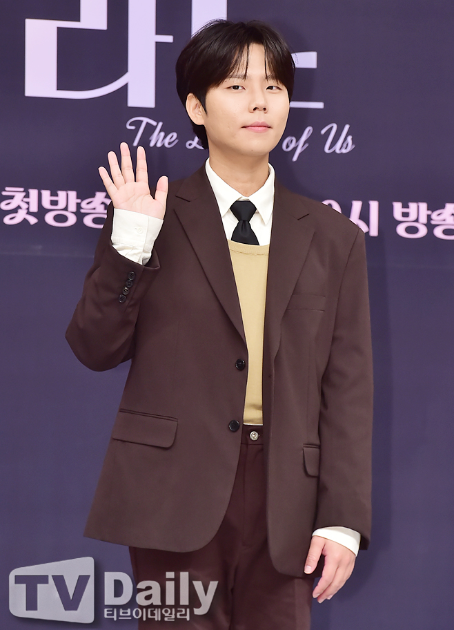 ƼºêÀ̵¥Àϸ® Æ÷Åä