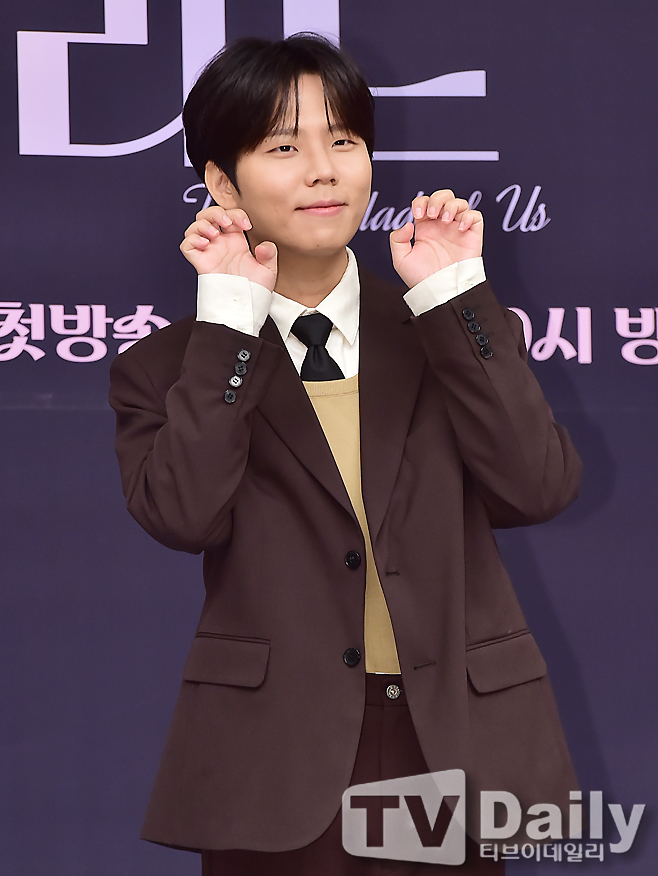 ƼºêÀ̵¥Àϸ® Æ÷Åä