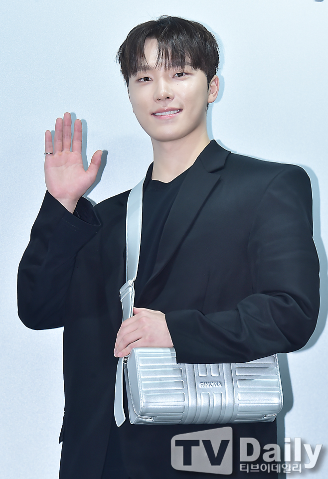 ƼºêÀ̵¥Àϸ® Æ÷Åä